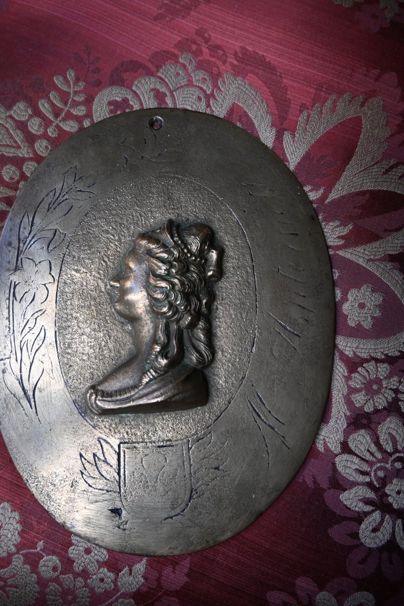 Marie -Antoinette , plaque en bronze , profil de la Reine , fin XVIII-photo-2