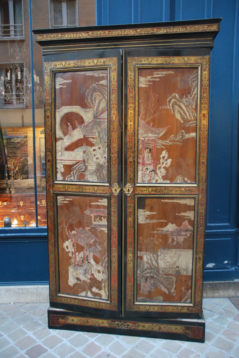Armoire En Marqueterie Boulle Et Panneau De Laque De Chine , Louis XIV