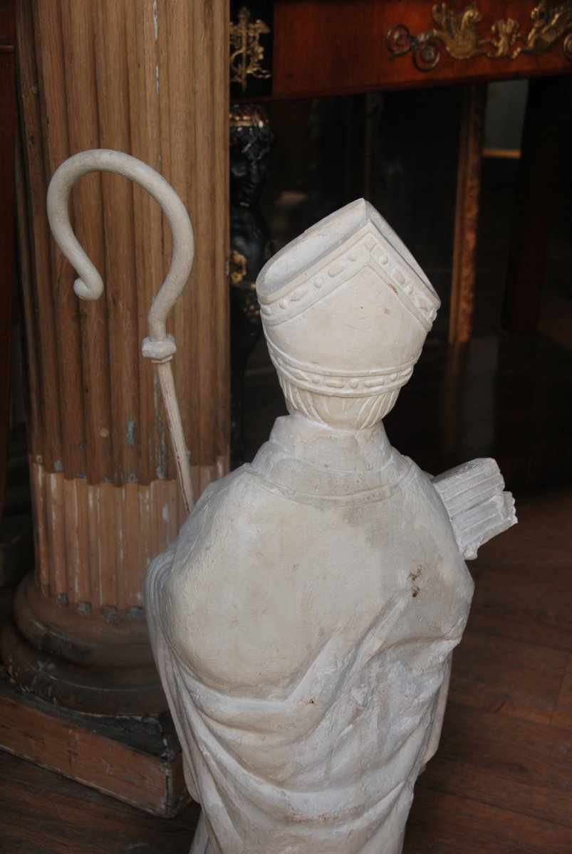Stone Statue Saint Yves-photo-3