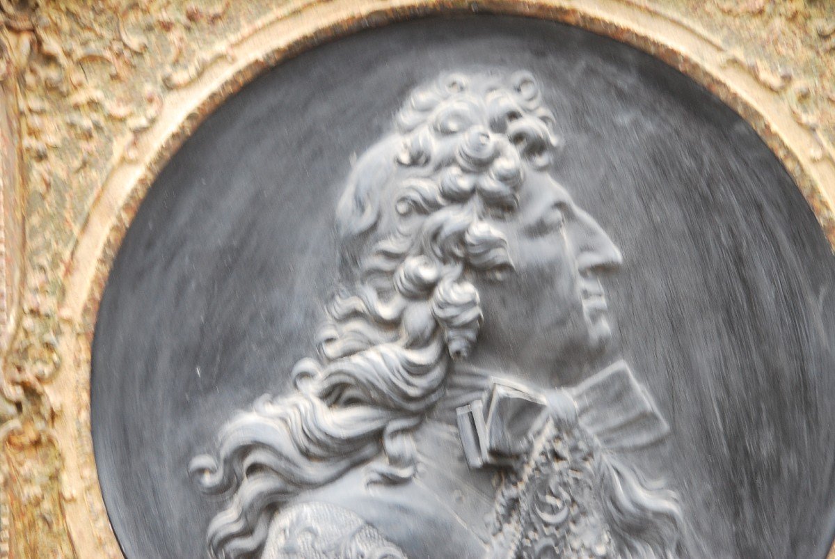 Grand Médaillon En Plâtre Patiné , Profil De Louis XIV-photo-1