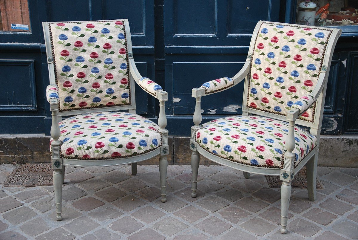 Paire De Fauteuils En Bois Laqué D époque Directoire -photo-5