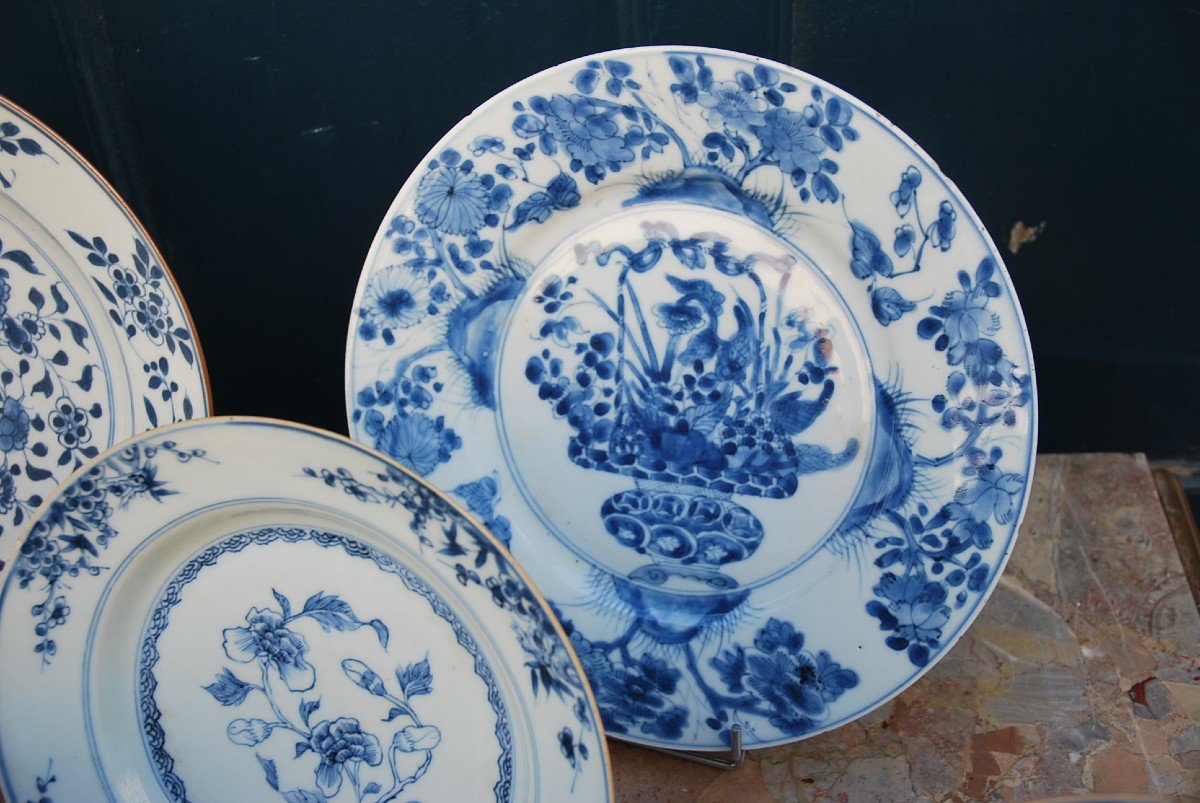 Set Of Two Dishes And Several Blue White XVIIIi Plates-photo-4