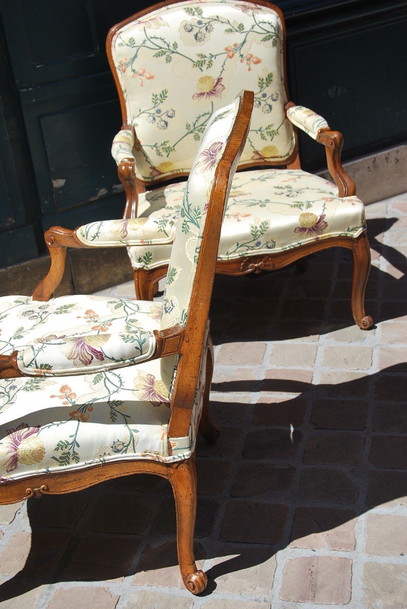 Suite  De Deux Fauteuils à La Reine Et Deux Chauffeuses D époque Louis XV-photo-5