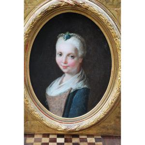 Portrait De Jeune Fille , école Italienne XVIII Suiveur De Pietro Rotari