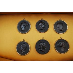 Set Of 6 Medallions In Hardened Wood Profiles XIX