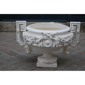 Important Basin Or Planter In Cast Iron From The Napoleon III Period