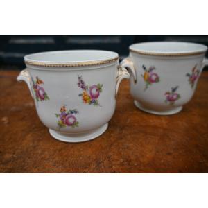 Manufacture De La Reine, Two XVIIIth Century Cooling Seals
