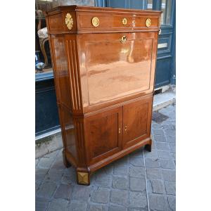 Beau secrétaire en acajou blond estampillé d Henry d époque Louis XVI