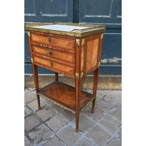 Petite table de salon d époque Louis XVI du XVIII