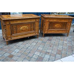 Paire de grandes commodes italiennes fin XIX dans le gout de Giuseppe  Maggiolini