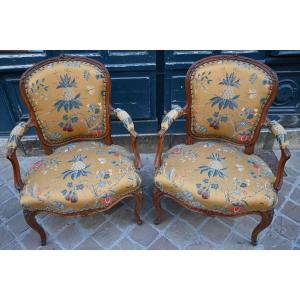 Paire de cabriolets d époque Louis XV du XVIII