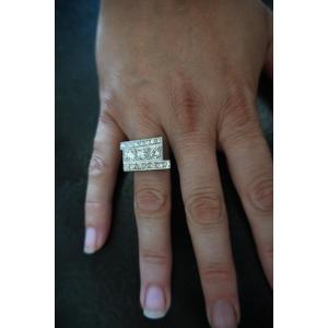 Importante et élégante bague tank en platine et diamants vers 1930- 1940