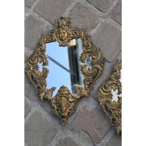 Paire de miroir en bronze de style Regence