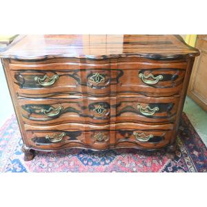 Rare commode de port en bois de gaiac Saint Malo XVIII