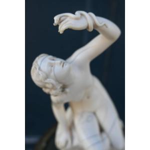 Important And Rare Ivory Sculpture Of Cleopatra