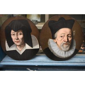 Auxerre, Pair Of Portrait-style Brass Pieces In The 17th-century Style