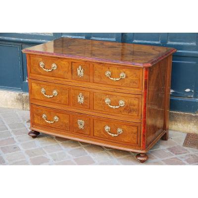 Commode D époque Louis XIV  En Placage De Loupe  D Orme