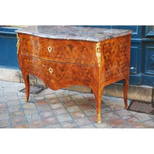 Commode D époque Louis XV  Estampillée De Boudin 