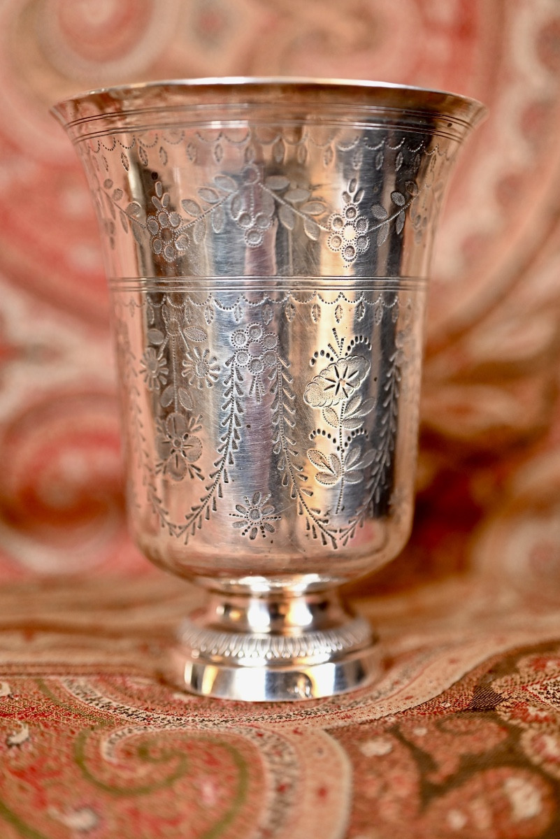 Timbale pied douche argent de Théodore Tonnelier