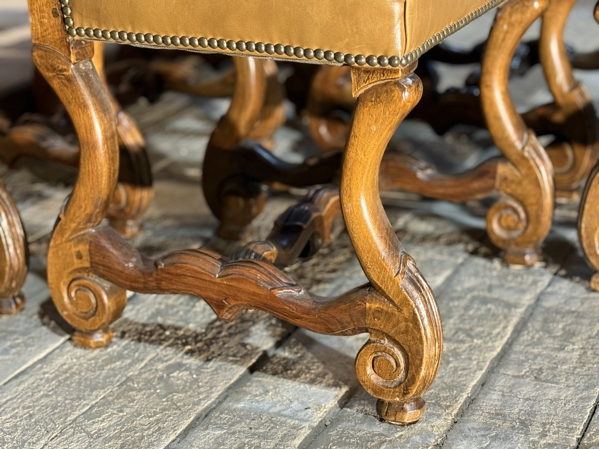 Series Of Os De Mouton Chairs In Leather-photo-3