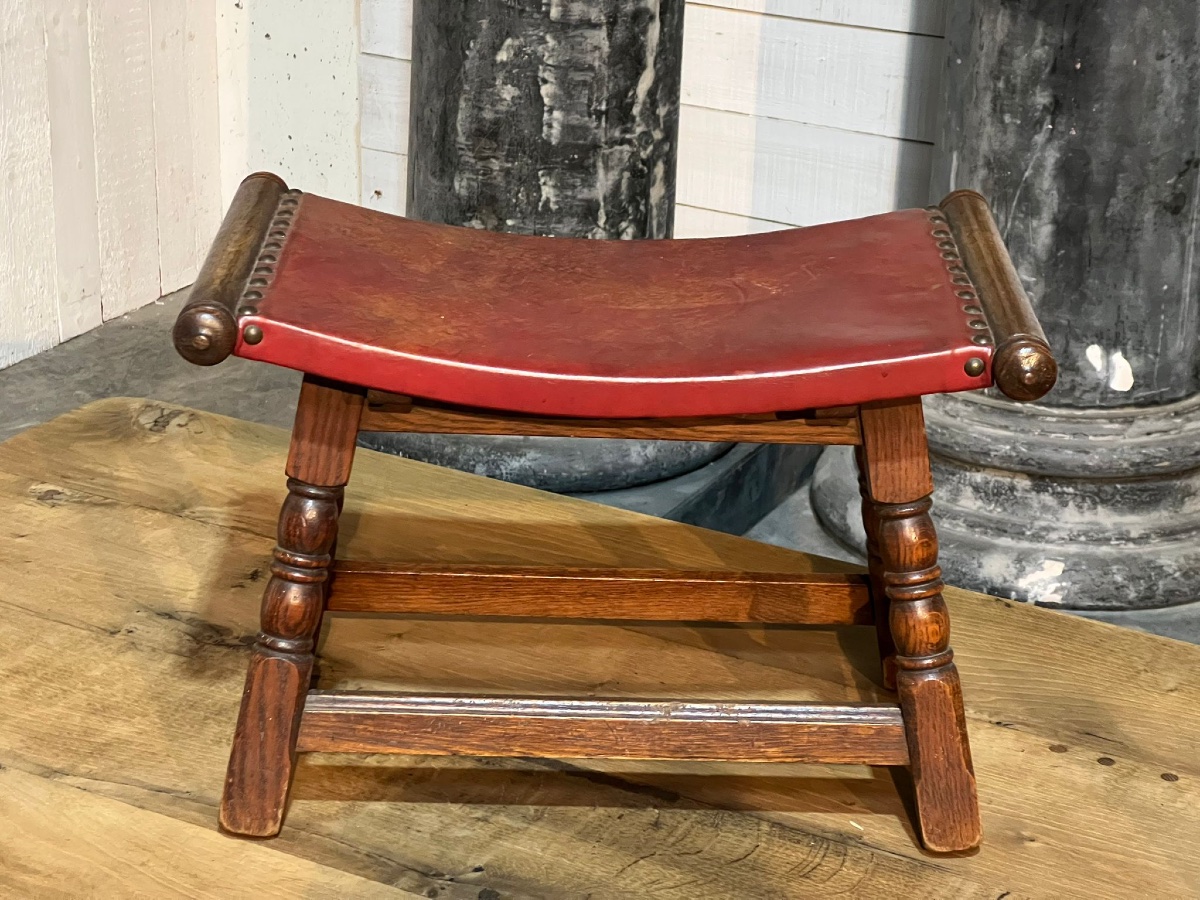 Curule Benches -photo-2