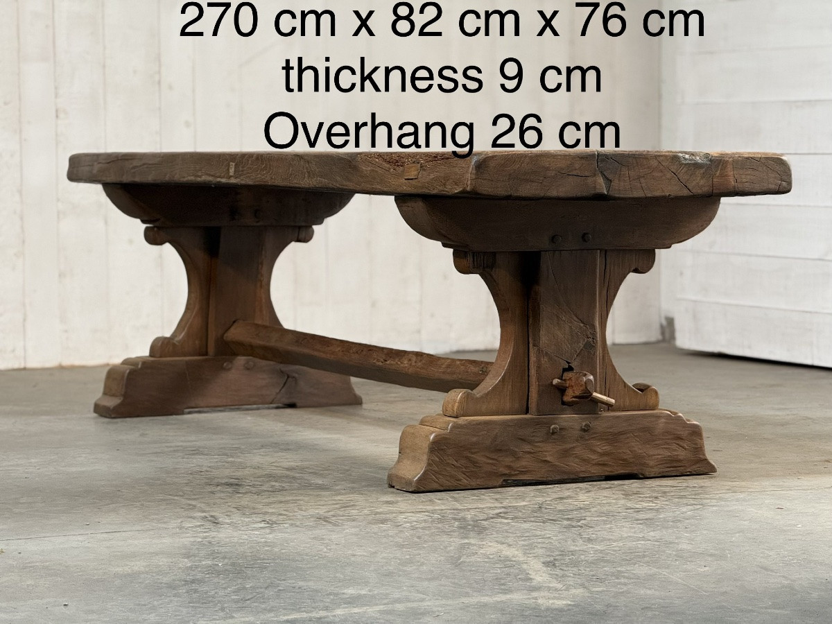 Table de monastère -photo-1