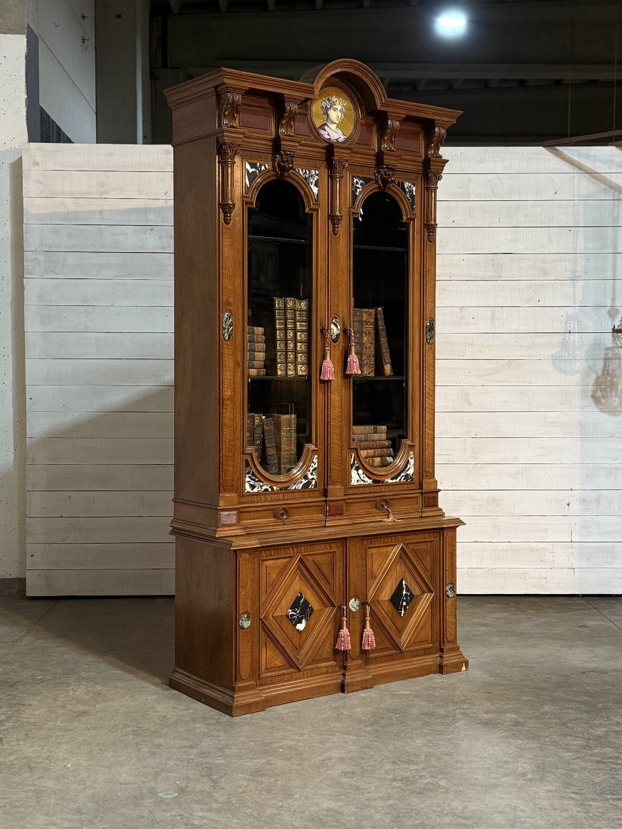 Exceptional Large Walnut Bookcase-photo-2