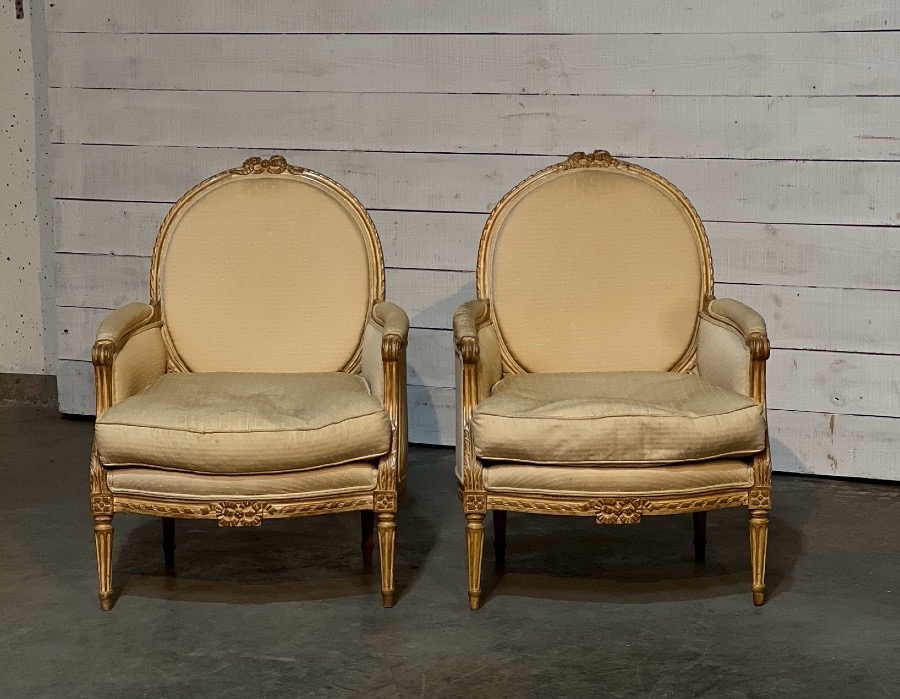 Paire de bergères LXVI