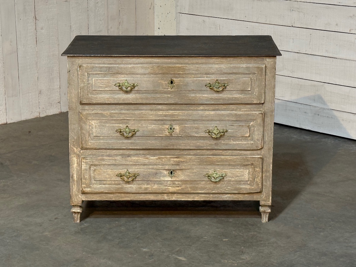 Lxvi Chest Of Drawers-photo-2