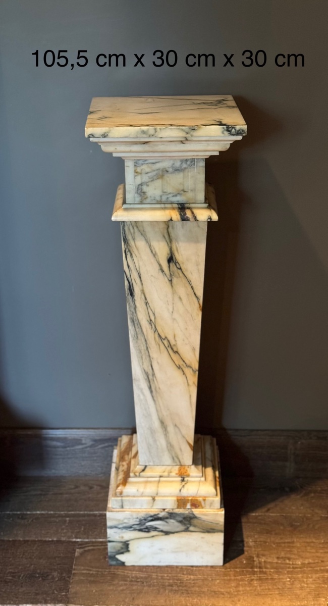 Colonne en marbre veiné -photo-2