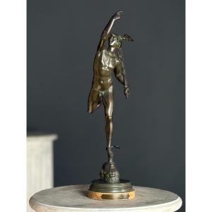 Statue en bronze représentant Mercure