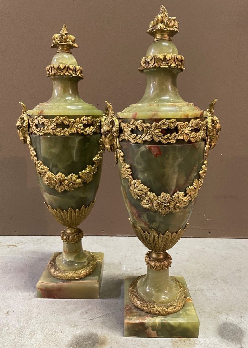 Pair Of Large Cassolettes In Onyx And Gilt Bronze 19thc.-photo-2