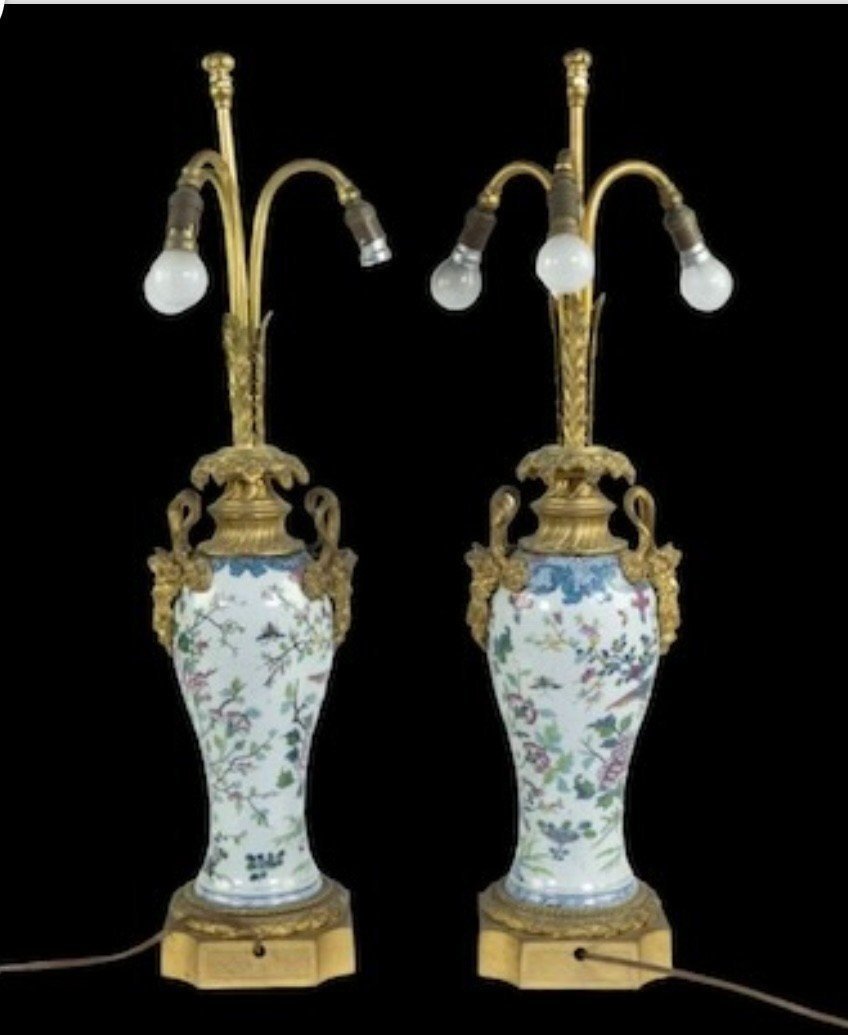 Pair Of Chinese Famille Rose Vases Transformed Into  Floor Lamps 19th Century.-photo-2