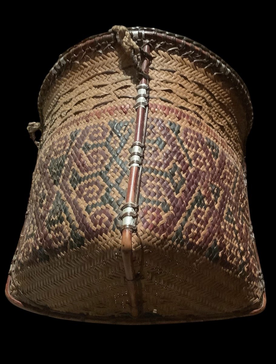 Dayak, Basket For Medicinal Herbs Collection -photo-1