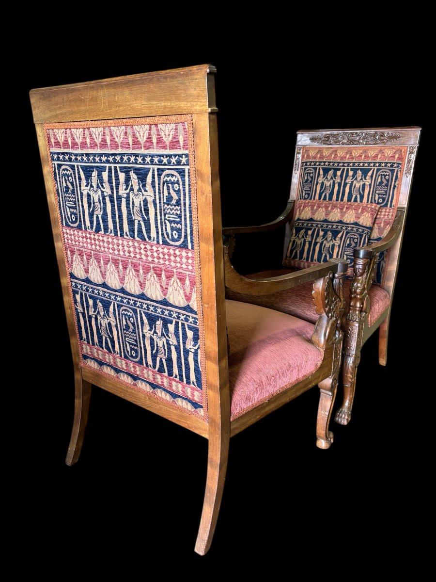 Paire De Grands Fauteuils En Noyer De Style Empire 19ème-photo-1