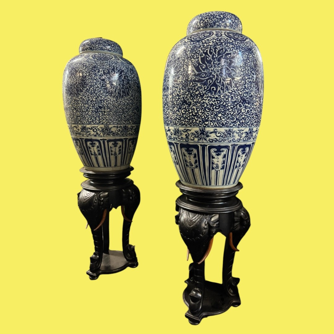 Paire De Très Grands Vases à Couvercle En Porcelaine , 20ème ( 82 Cm ).-photo-3