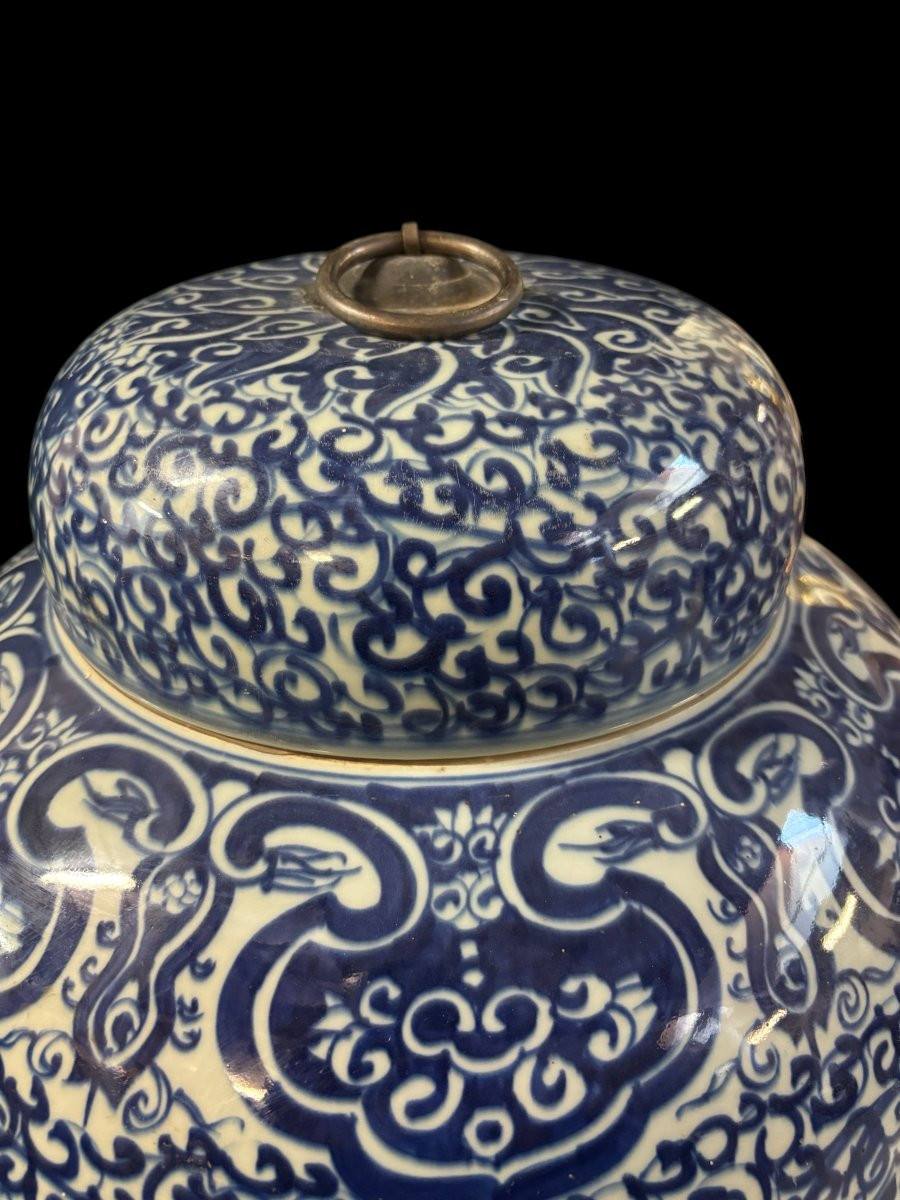 Paire De Très Grands Vases à Couvercle En Porcelaine , 20ème ( 82 Cm ).-photo-1