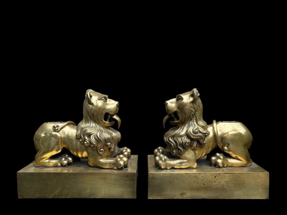 Paire De Lions En Bronze Sur Piédestal Début 19ème.-photo-3
