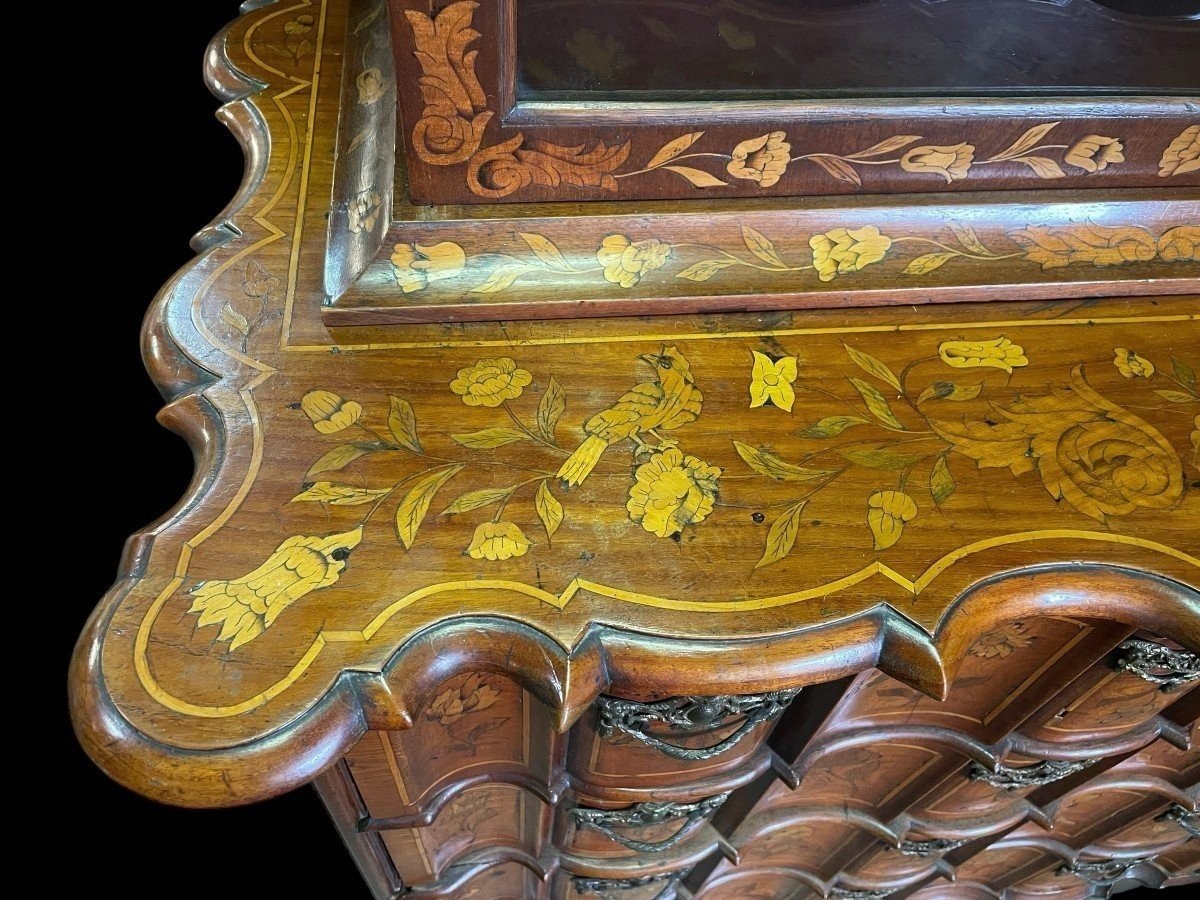 élégante Vitrine En Marqueterie Fin 18ème Début 19e Siècle.-photo-3