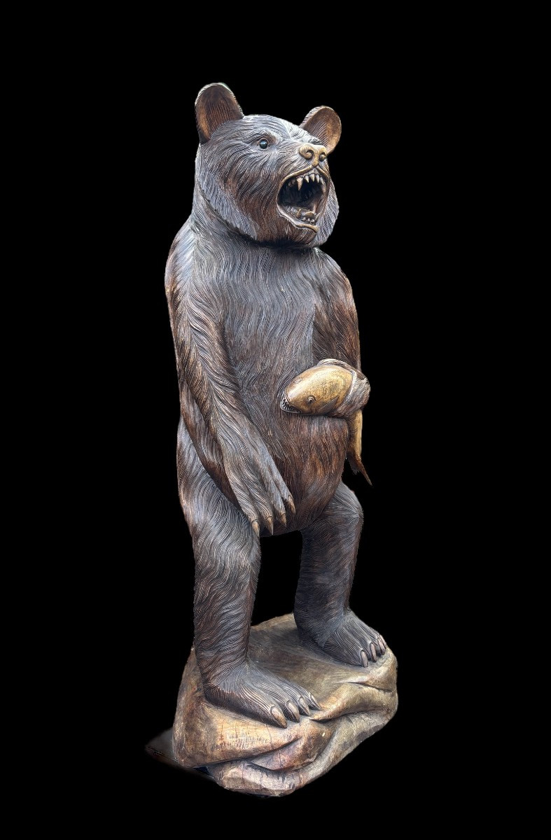 Large Black Forest Bear In Solid Wood, 20th Century (163 Cm). 