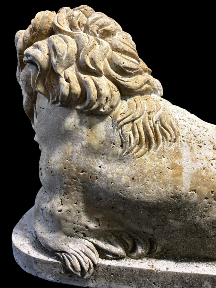 Large Renaissance Lion Sculpture In Travertine, 20th Century.-photo-4