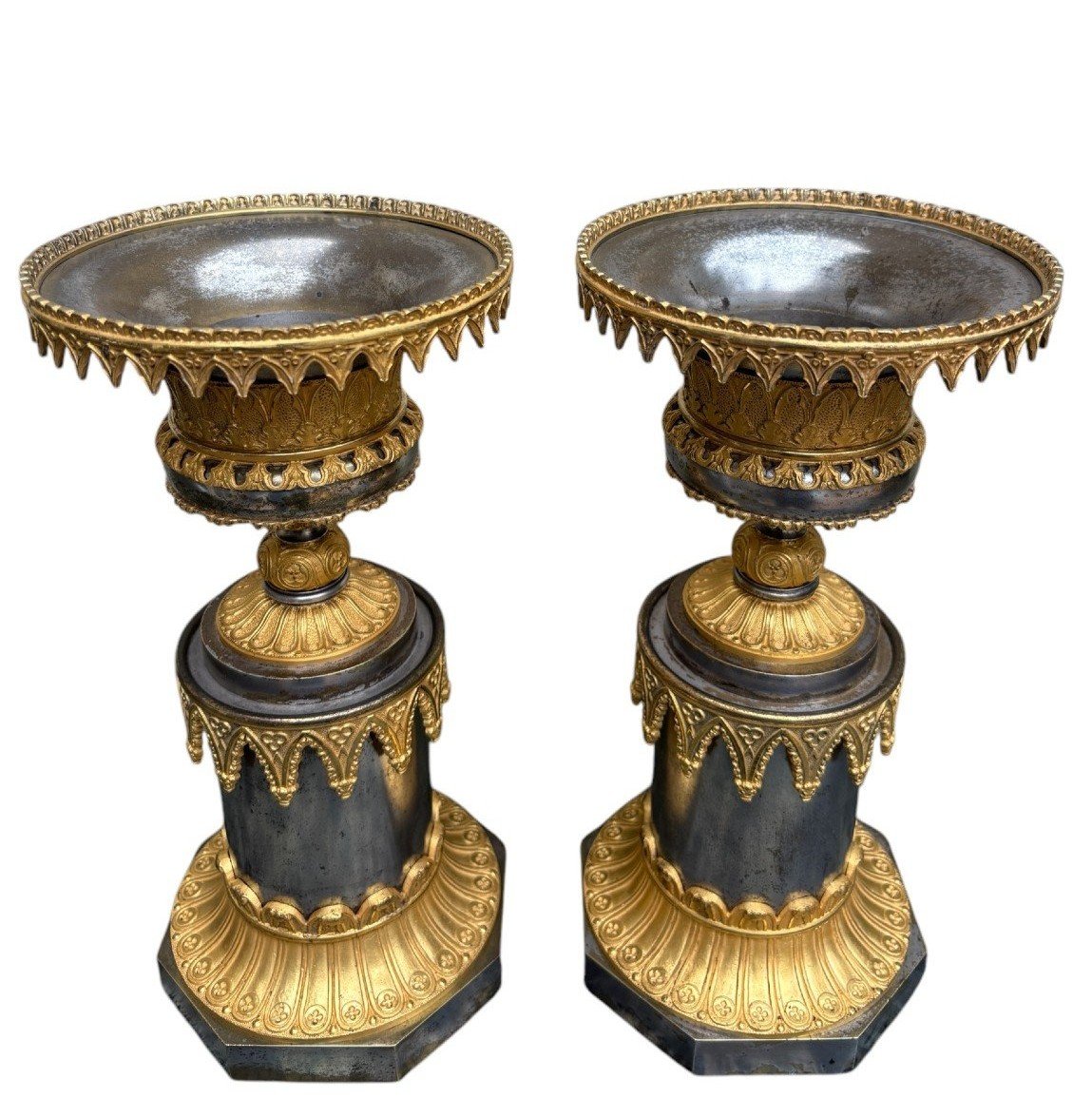 Paire De Grandes Cassolettes En Bronze Doré / Argenté d' époque Charles X-photo-1