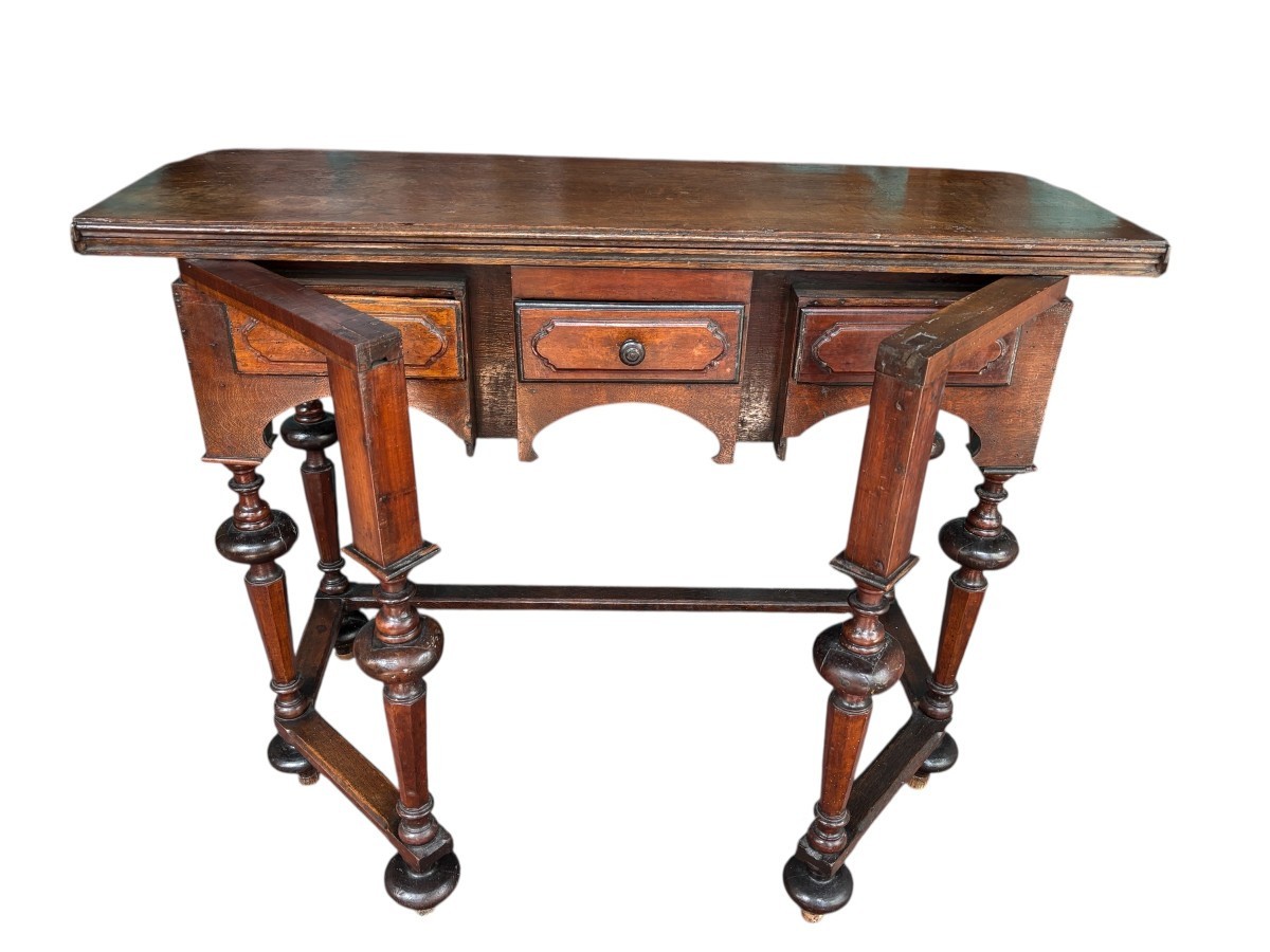 17th Century Walnut Folding Table.-photo-2