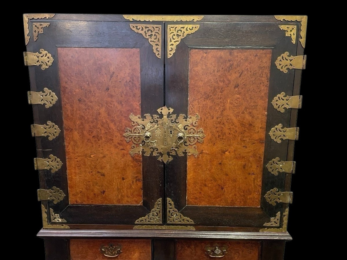 Cabinet pour la collection d’art ( Colonial  ) -photo-3