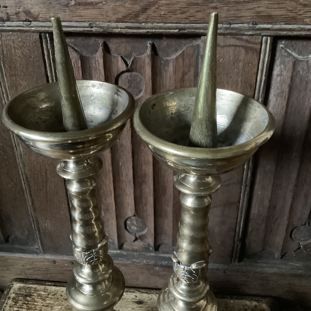 Paire de pique cierge en bronze Baroque 1675 -photo-2