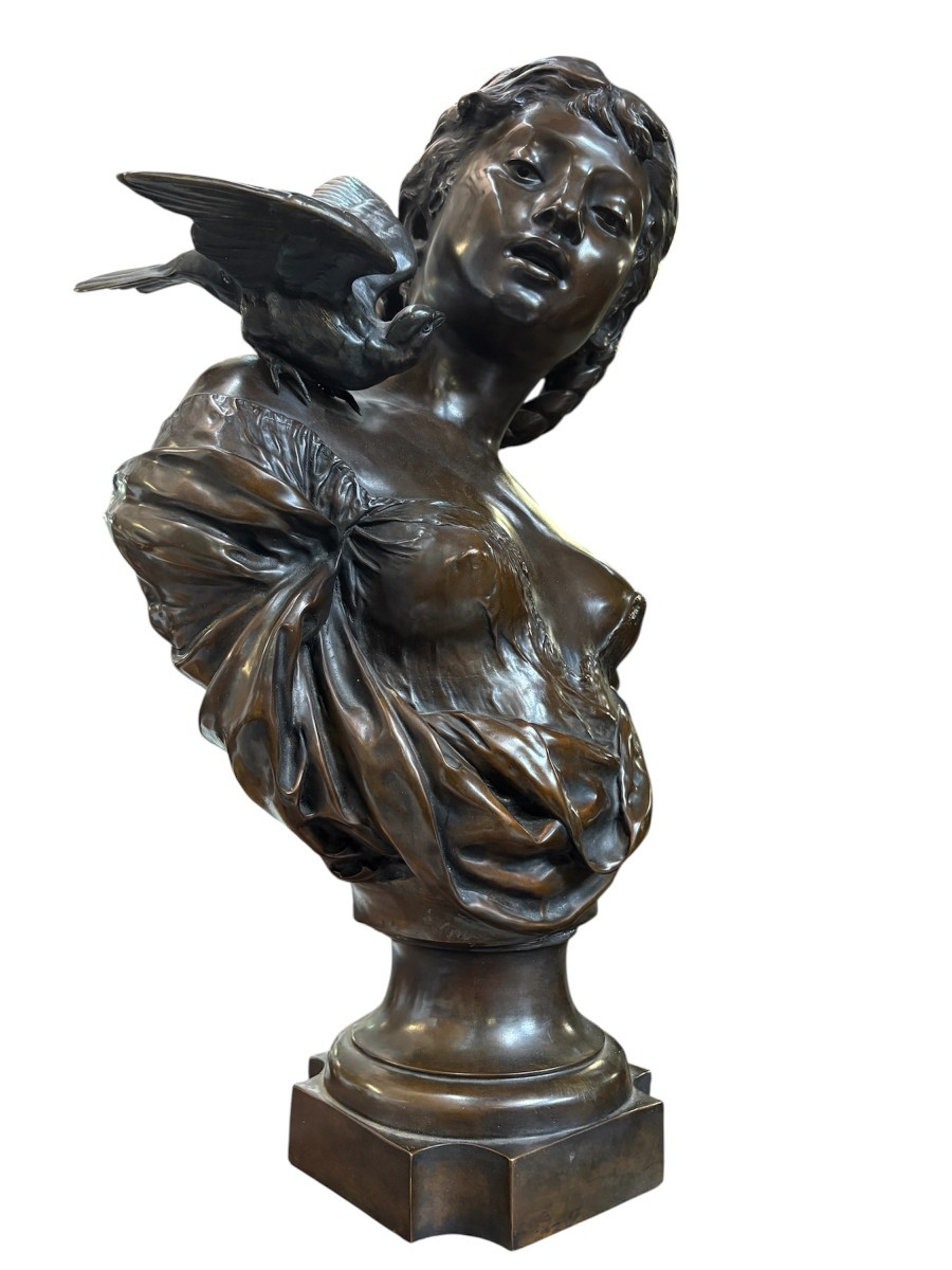 Large Elegant Bust Of A “young Woman With A Bird” In  Bronze ,19th Century (68 Cm)-photo-2