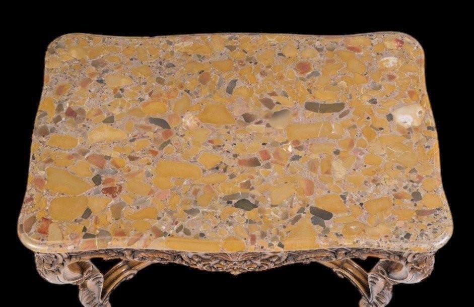 Table Centrale En Chêne Richement Sculpté Avec Un Plateau En Marbre Circa 1920-photo-3