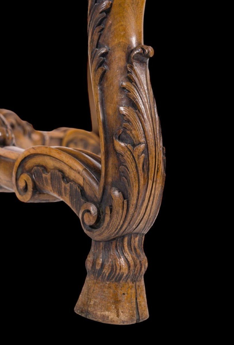 Table Centrale En Chêne Richement Sculpté Avec Un Plateau En Marbre Circa 1920-photo-6