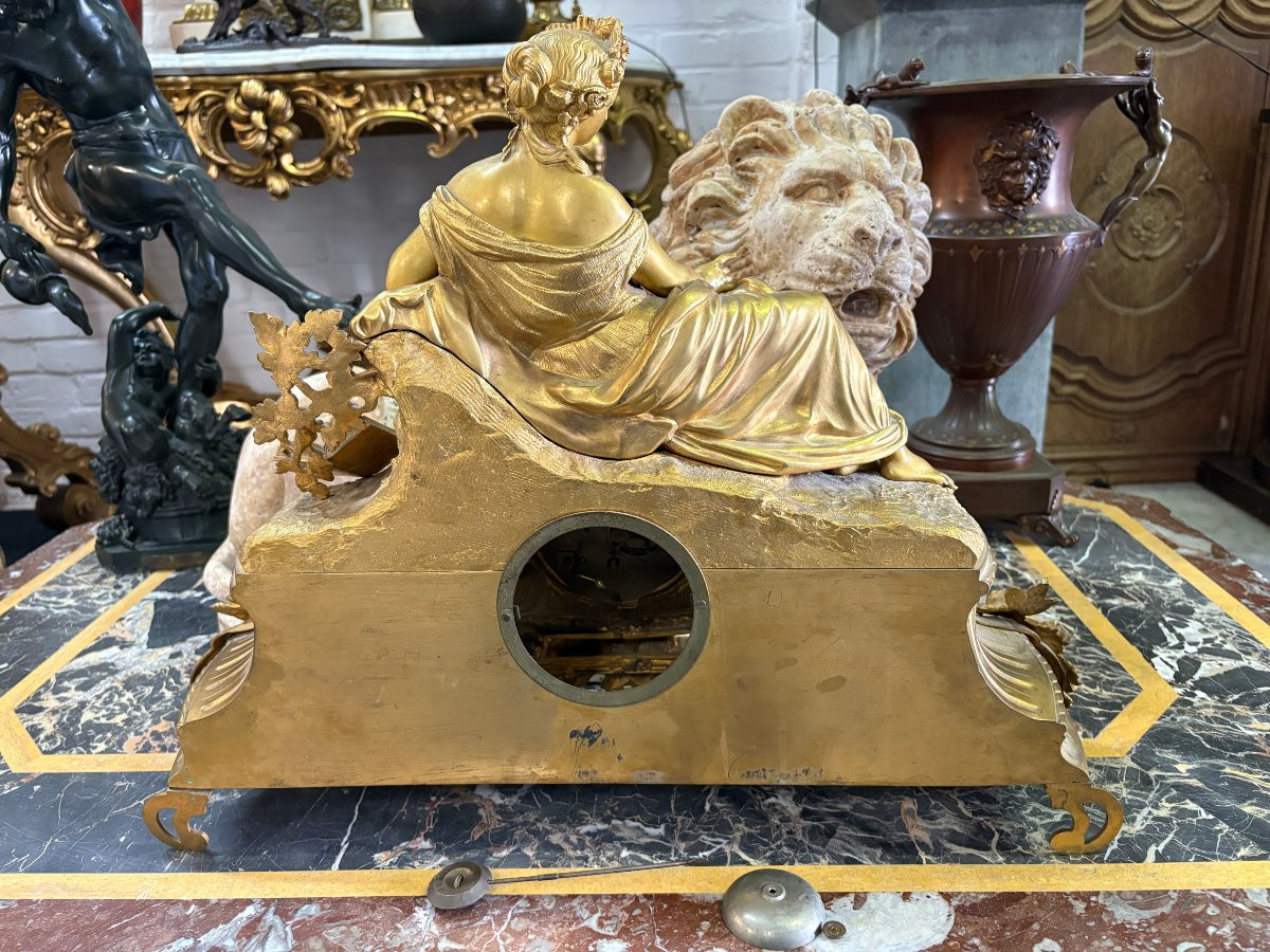Élégante pendule en bronze doré / Sèvres ,  XIXe-photo-5
