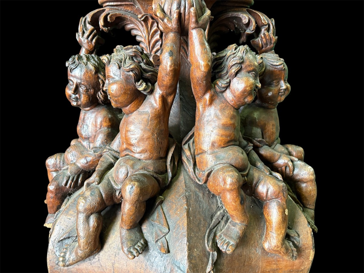 Support / socle Renaissance « 8 putti » en chêne du XVIIe siècle.-photo-3